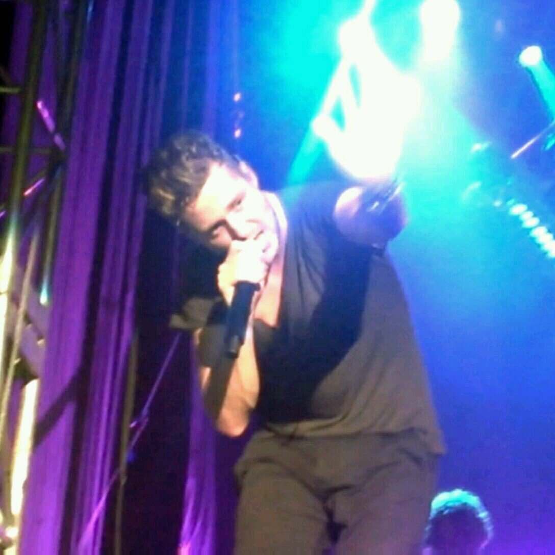 OneRepublicMY's profile picture. We are fans of @OneRepublic from Malaysia! Here to support this amazing band. Follow us for anything & everything on OneRepublic. #OneRepublicSoldiers 