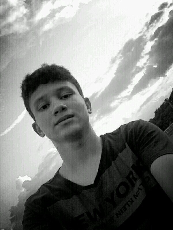 Instagram: @christiaancruz