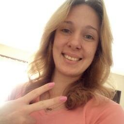Humildade + Simpatia   #NinguemÉPerfeito   -  Ask @DafneKaroline     -  Instagram loiradk