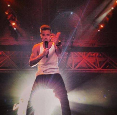 i'm a Crazy Mofo and Harry's Juliet. ♥ 19th May 2013, Verona. 28th June 2014, Milan. *-*