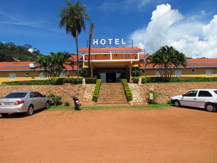 Hotel Serra Verde
Rio Verde do Mato Grosso/MS
Rodovia BR 163- KM 678
http://t.co/nFpXKIR3rB