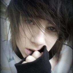 Im Vixon. Im 15 and taken by my SkySky @skylarsucks c: