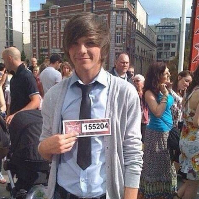 I'm Louis Tomlinson. I'm 19 and I'm trying out for the Xfactor. ((RP))