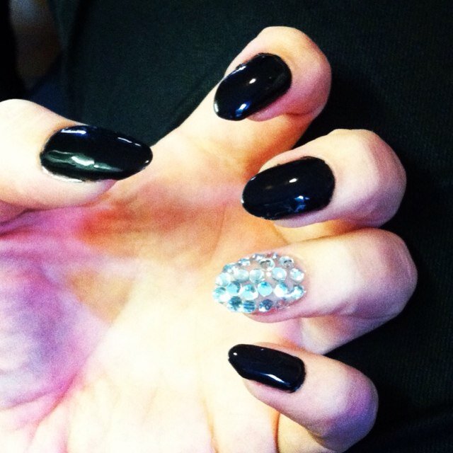 A GIRL SHOULD BE TWO THINGS....CLASSY & FABULOUS- Qualified Nail Technician-Facebook/Claires.Nails.946 Instagram-Ceeldee