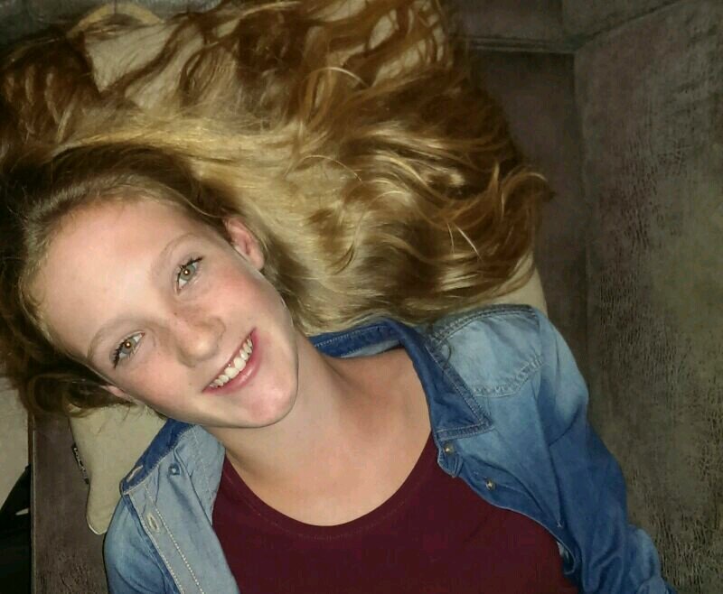 ♡ @charlotte2702♡ 13 jaar ♡ Dutch ♡ Horses ♡ novum ♡ 2A ♡