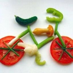Daily Tweets about funny food, great places to eat and all round fun food tweets!