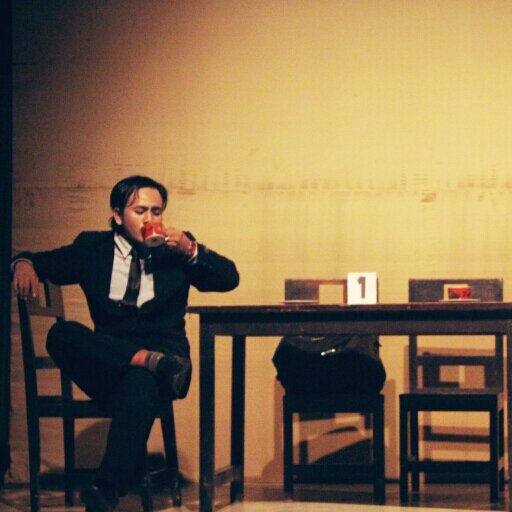 sukses itu seperti ngupil karena cuma dengan tanganmu sendiri kamu bisa meraihnya
