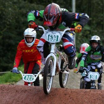 16- 4KH3 - Thamen - UWTC - #366 - fietscross -