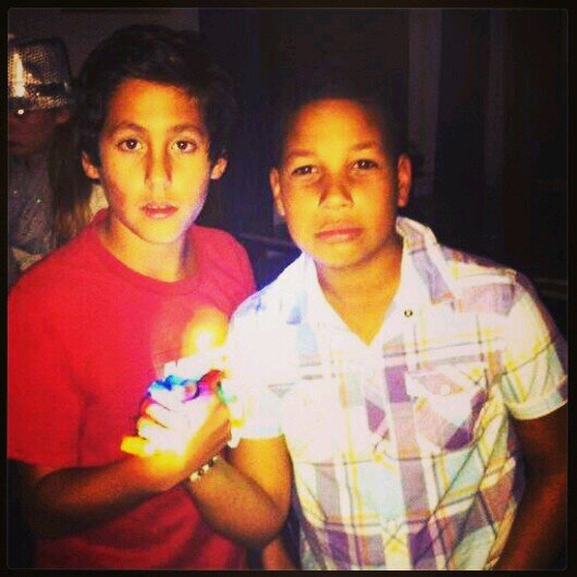 Dios                           D'G                           Hvc¤              Brother From Another Mother: @mynameisdenzel        Hvc