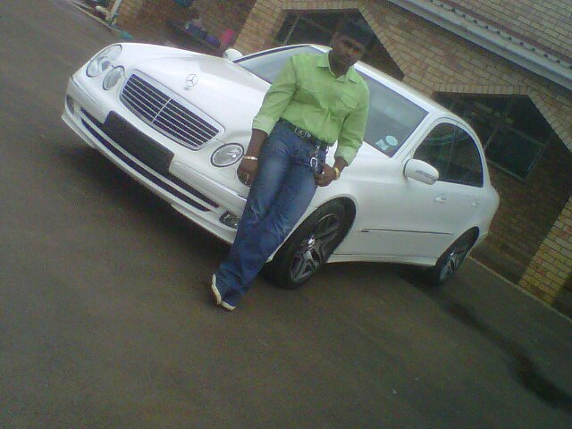 sheik_boy's profile picture. sorry guy i am not going to be on twitter for a long tym