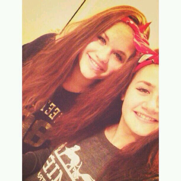 •Be yourself ♡ bestfriends- @xSerenaB - @ACTLIKEABEAUTY ♡