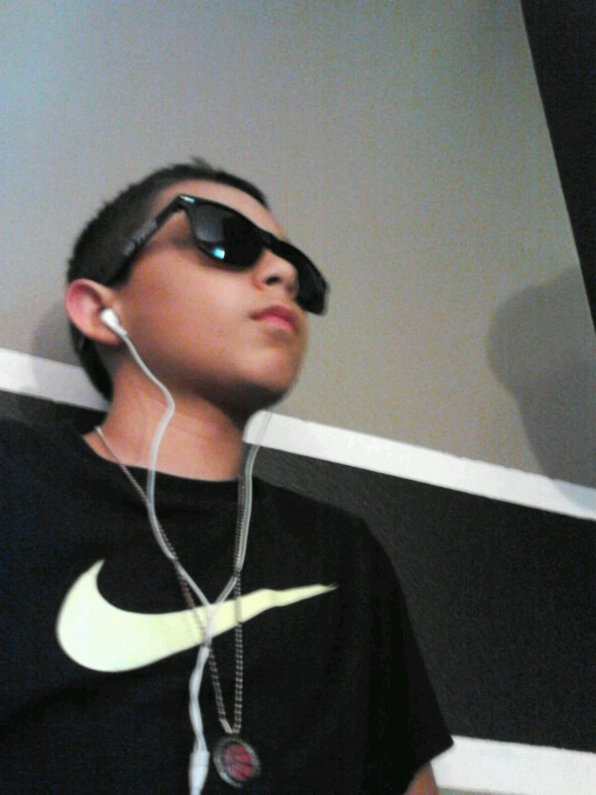 SepedaGabriel's profile picture. jesus is my savior phil 4:13 i play basketball and football love my friends and family swag yolo for life