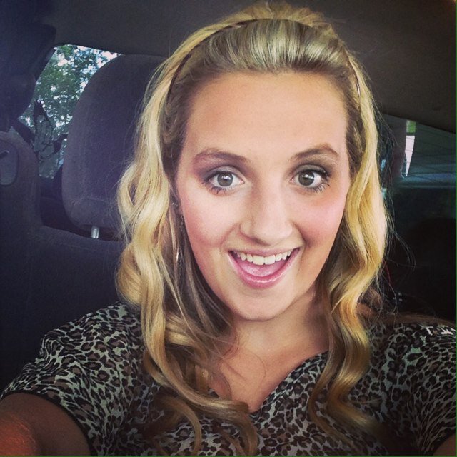 Helllooooo (: I'm Alisha, pretty cool girrrll. get to know meee! ♥