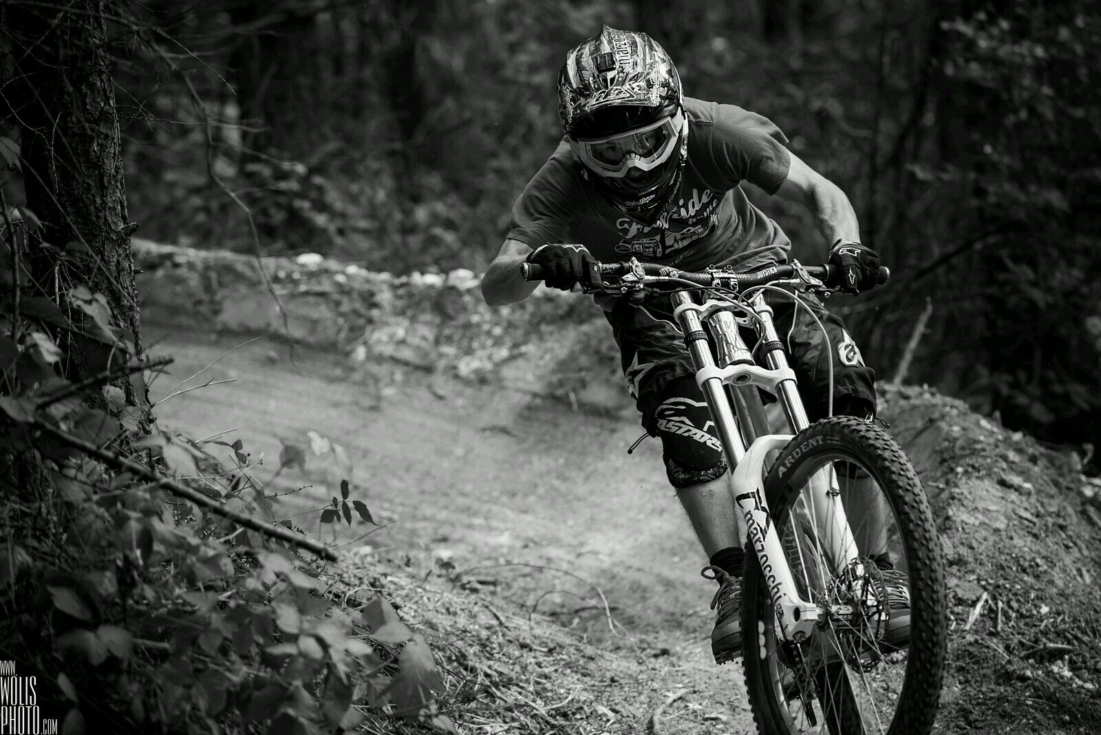 JawsMtb's profile picture. Love to ride a bikes. http://t.co/shIxtKck
