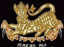 Pesan Leluhur
Kita harus mulai Bersatu
Mari bersama Papat Pejuang Kalimoyo
Melakukan Perubahan untuk lebih Baik .