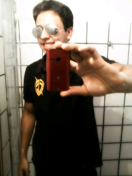 Sou TIM BETA... Me segue que eu sigo de volta...