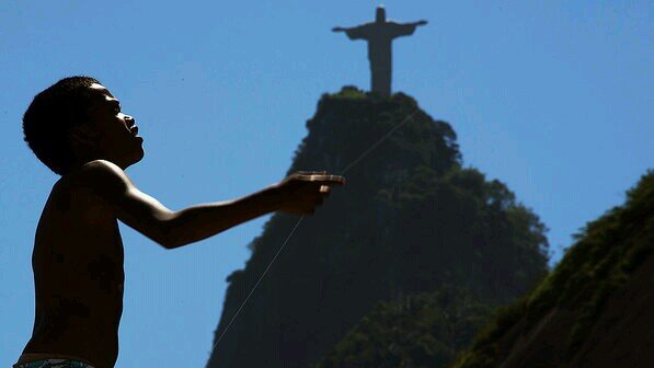 Twitter criado para os que veio de lá .. ! Você sai do gueto, mas o gueto nunca sai de você .. Noiz vagabundo !