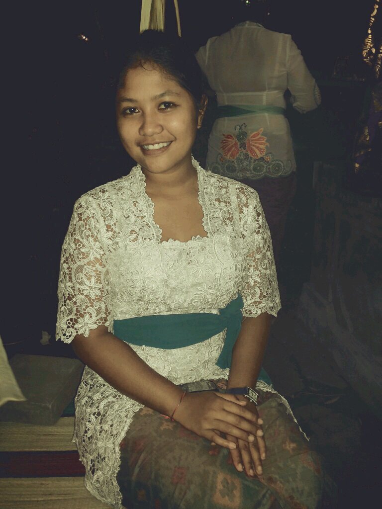 ghitadewi's profile picture. working on karma. trying to keep this up. Economy And Business Udayana' 13