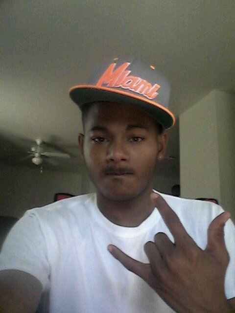Get Money Is My Middle Name I Live Life To The Fullest	Work Hard Play Hard Fuck Wit Me You KNOW I Got It