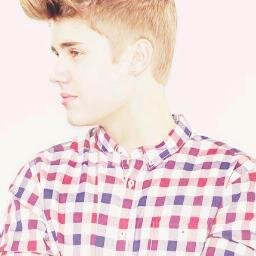 We are 3 Beliebers (Jessica-Isabelle-Kelina) and this is a page for the INCREDIBLE @justinbieber.