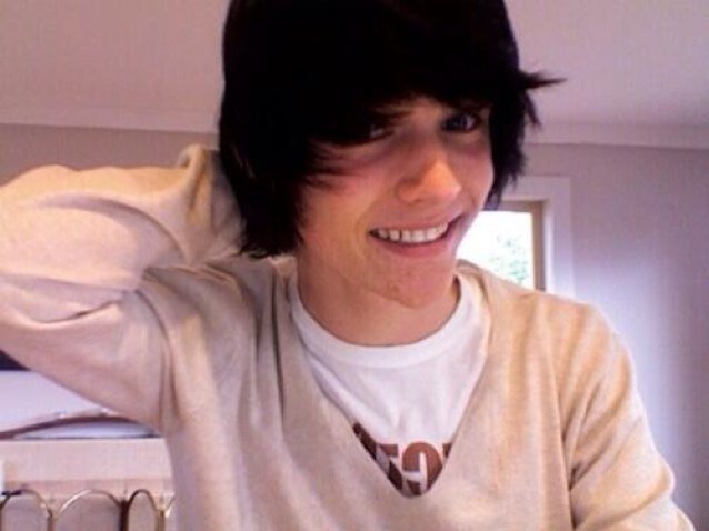 BEST GIRLFRIEND: @_CrazyWeirdo_. Son of hypnos. I love to sleep, and i love nature almost as much as a saytr