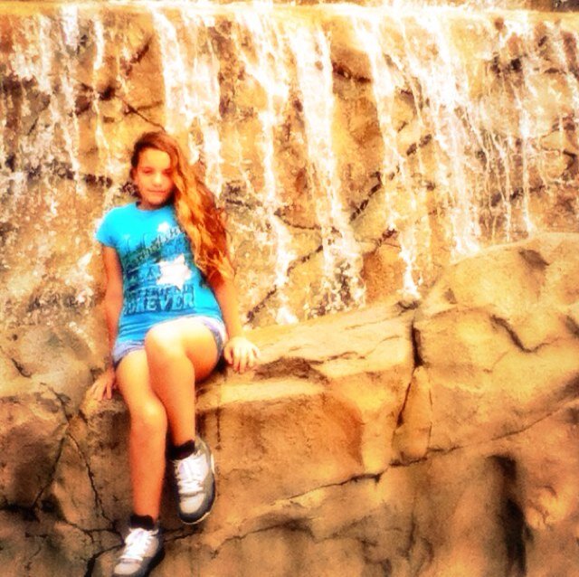 football , basketball thats 100% - me ( kik : mrs.shortyvw) i'm short , single I'm 12 & if u dont like me thats your los