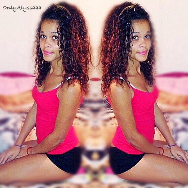 Alyssa Andrea ^.| #TeamPuertoRican | #StonerLife | Lonerrrr.. | Instagram ; OnlyAlyssaaa | Lost ? Follow Me ❤️.❤️
