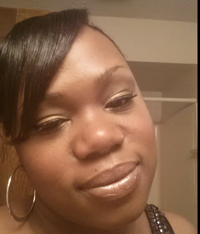 mzlynne21's profile picture. Mother of 4, Wife, Daughter, Sister