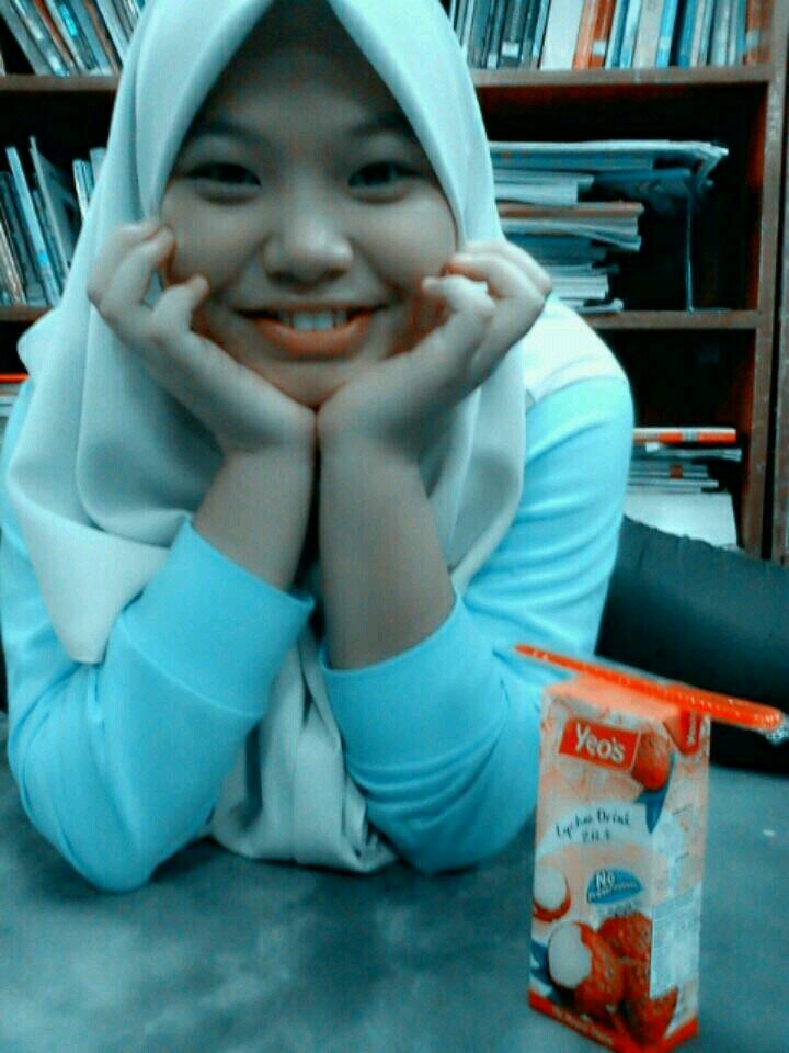 Erni Muin . Limabelasan . Taken by DANISH AFIQ :) . Setia Pada Sorang :*