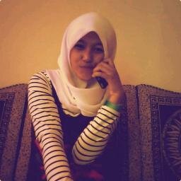 puputnovianty12's profile picture. 