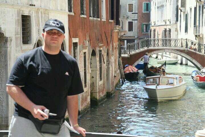 DrAzizMuhtaseb's profile picture. 