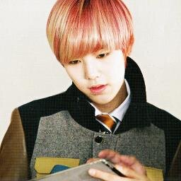 ผู้คลั่งไคล้สัตว์แปลกๆ(?) ผมโตแล้วนะ ไม่เชื่อพิสูจน์ได้ ระวังตกหลุมรักผมนะครับ :'') OPB:20131015 #96LINE #ไร้สังกัด I'm both not real. Real @ZELO96