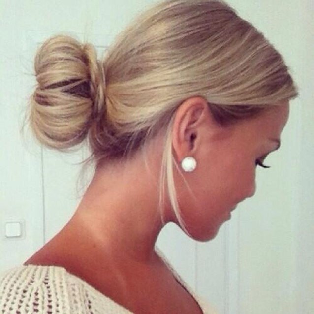 themrsreport's profile picture. A wife and mother blogging about the daily problems, unexpected struggles, and happily ever afters.