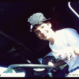 Sou Flogueiro na Br101 , Daqui uns anos to apavorando Brazil de ponta a ponta com meu cargueiro e minha mina ;) e é isso tuuuudiibaaaao