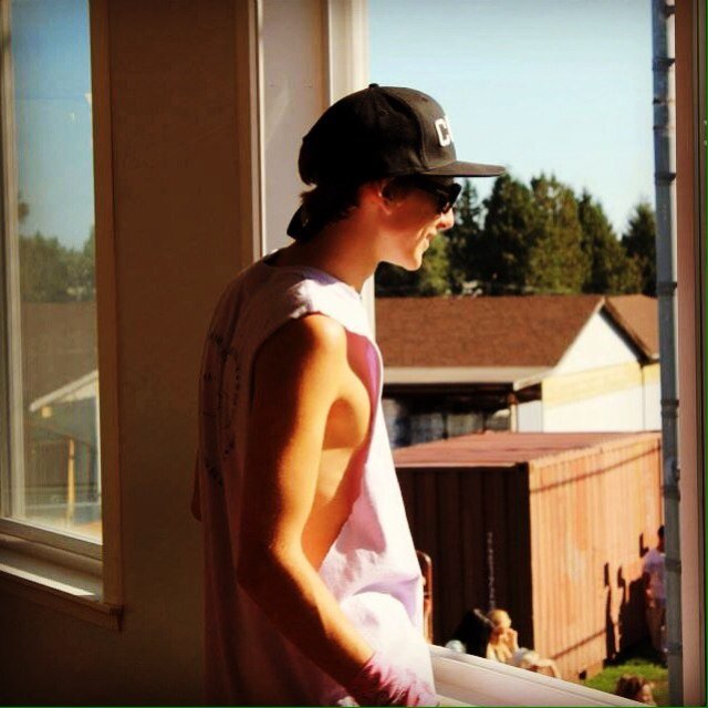 follow me on instagram @leifjkuli