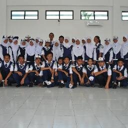 OSISLLJHS_10's profile picture. Akun Resmi OSIS SMP Lematang Lestari Angkatan 10 Masa bakti 2013-2014 Info Events SMP Lematang Lestari @OSISLLJHS__10