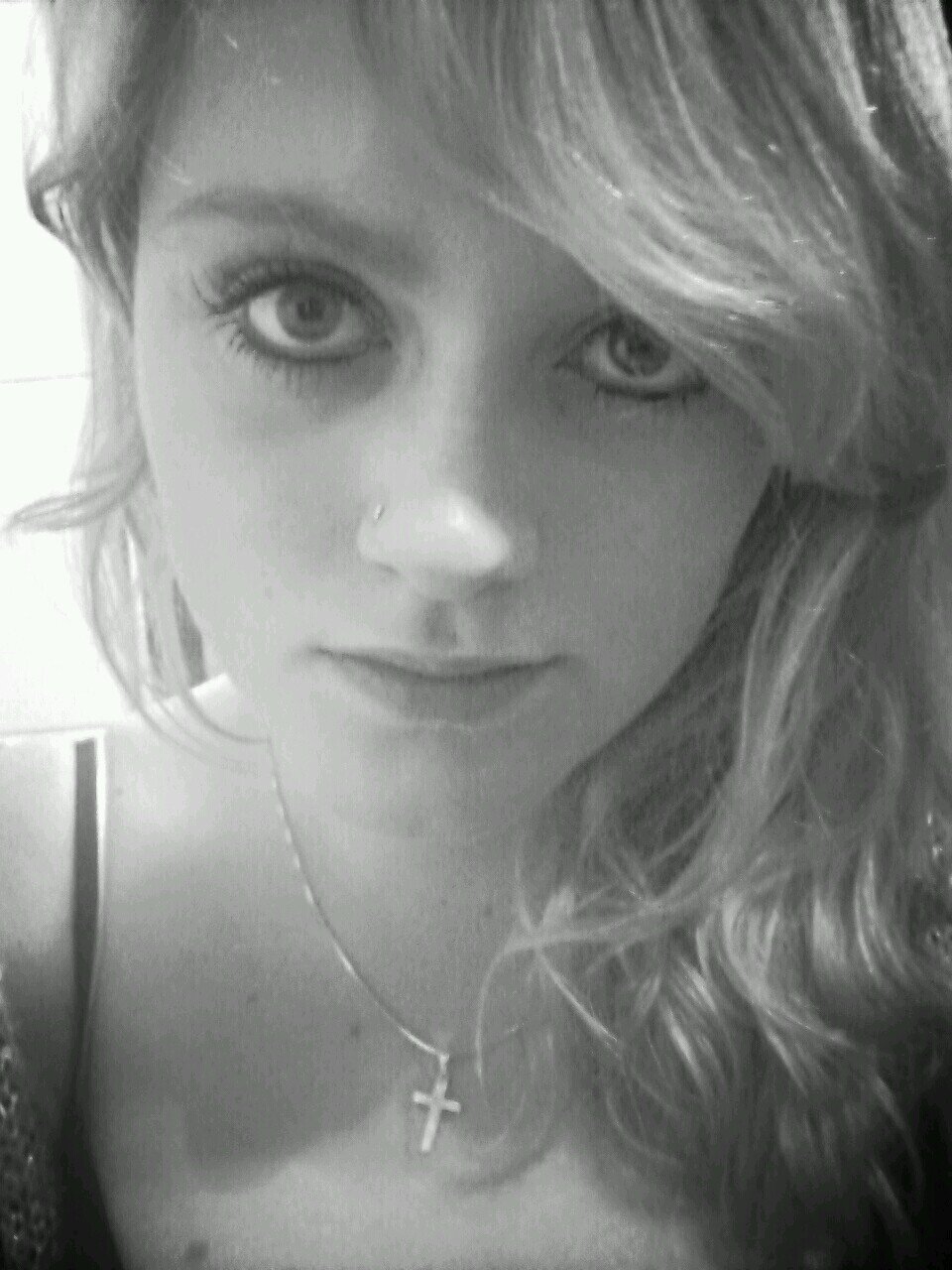 I lit up a cigarette, let it burning on the edge of an ash tray, hoping it might yearn for my lips the way you would
