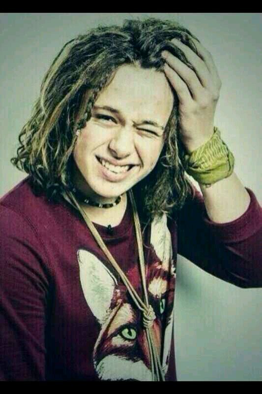 AmgLuke's profile picture. Luke follows