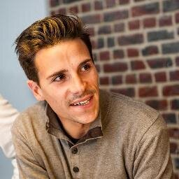 Passionné de veille, high-tech, mobile, SEO, SMO, réseau sociaux - Traffic Manager chez @Webdistrib