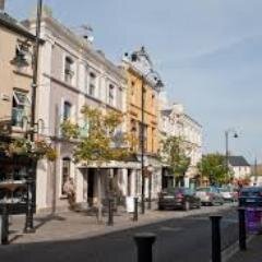 Portlaoise Buzz Network is aimed at promoting & connecting local business & customers alike.