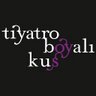 tiyboyalikus's profile picture. 2000'de kurulduk. feminist tiyatroyuz. 25. yılımızı kutluyoruz!
Kendine Ait Bir Oda, Bir Nora Evi, Godot'yu Beklemezken, sahnede!
Instagram: @tiyatroboyalikus