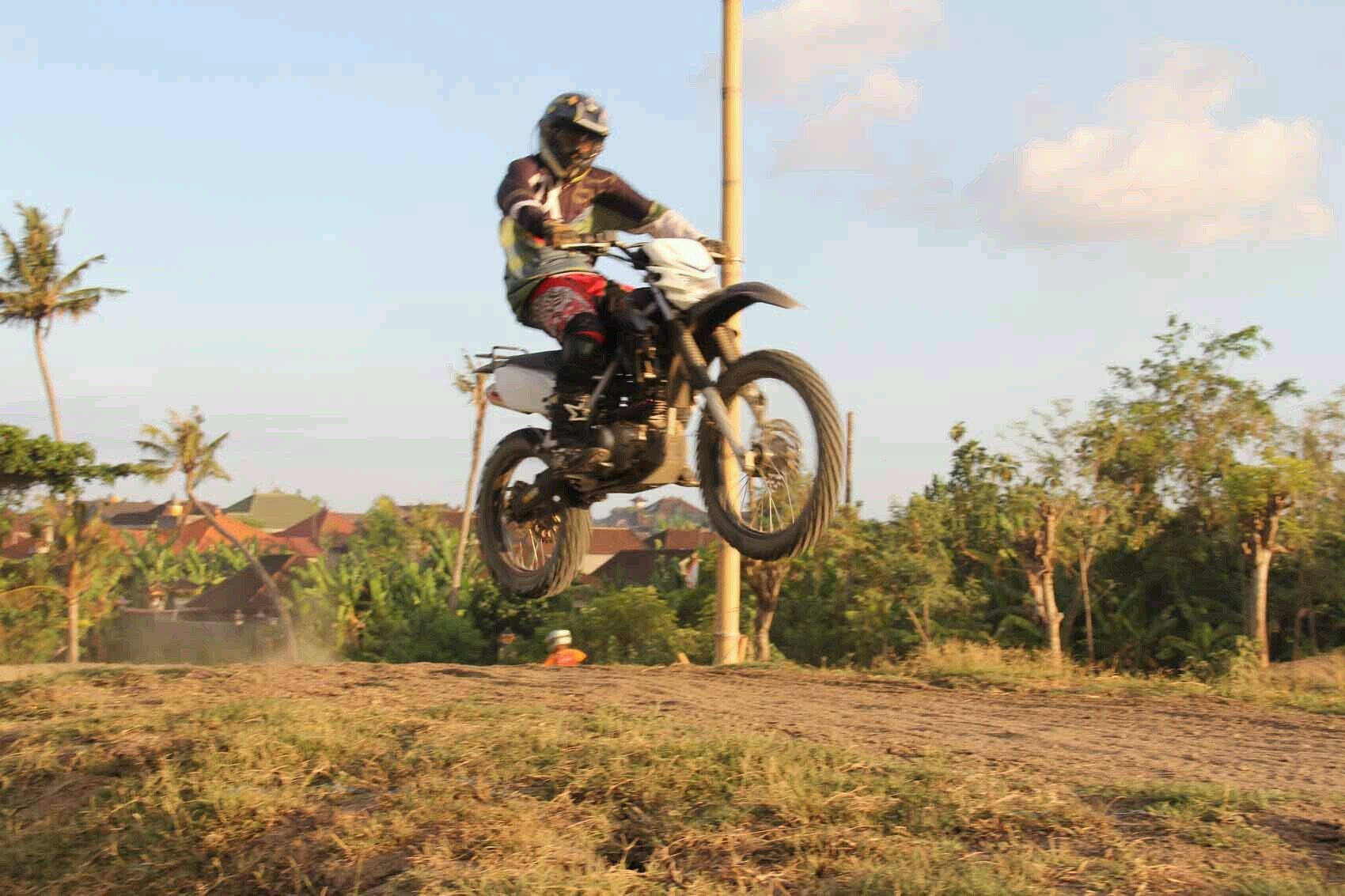 39Eberspacher Mx-BALI || Stikom_bali 2012