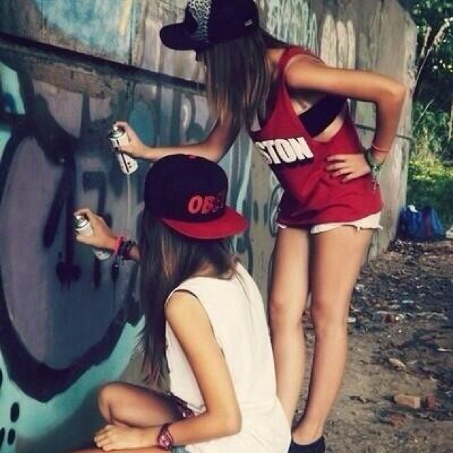 Two girls who consider themselves professional bitches. ♔