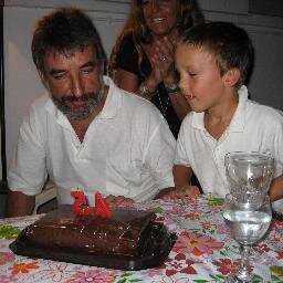 joanferresfont's profile picture. això de rendir-se ... amb un adolescent a casa és impossible !