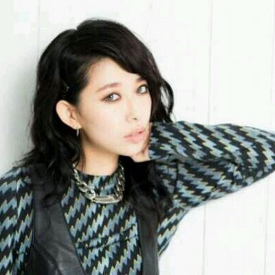 加藤ミリヤ 歌詞 いきなり会おうとか誘うのは超あがる メイクもばっちりso はっきり言ってもうわかる やっぱり可愛いってあなたに思われたくて 何度も鏡で姿をcheckして 恋シテル