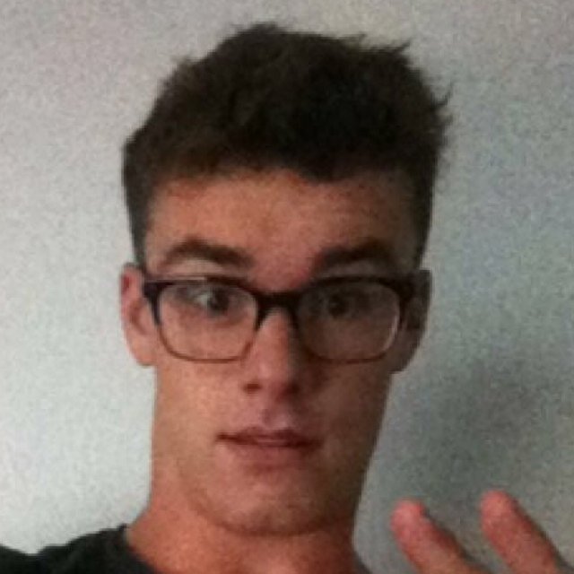 Qu'est ce que pense les filles sans les dire ?FOLLOW BACK