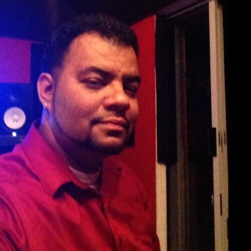 Dj Mastermine a well known and popular music producer and Entertainment entreprenuer that has been very successful at what he does.