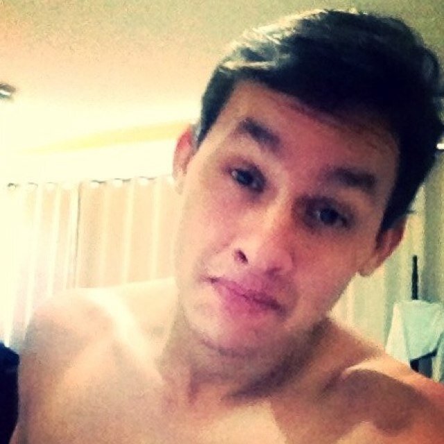 24 anos, natural de Goiânia-GO, estudante de Direito, pai do filho mais lindo chamado Heitor, fiel adorador e seguidor dos ensinamentos de Deus!