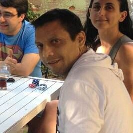 Chileno, Ing. Comercial UDD, Divorciado, me rijo bajo las Leyes Universales, las energias positivas y el respeto de todos los seres humanos y vivos