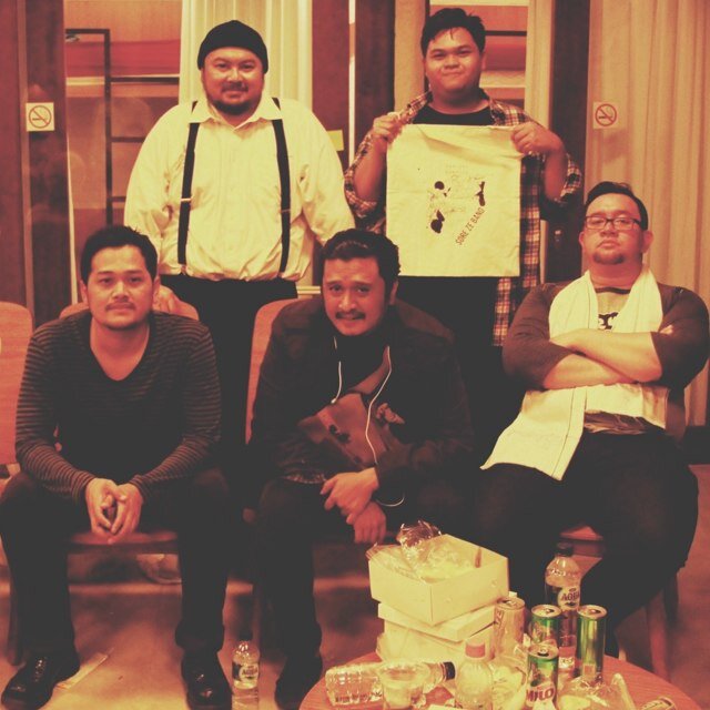 beranjak senja, menuju ufuk